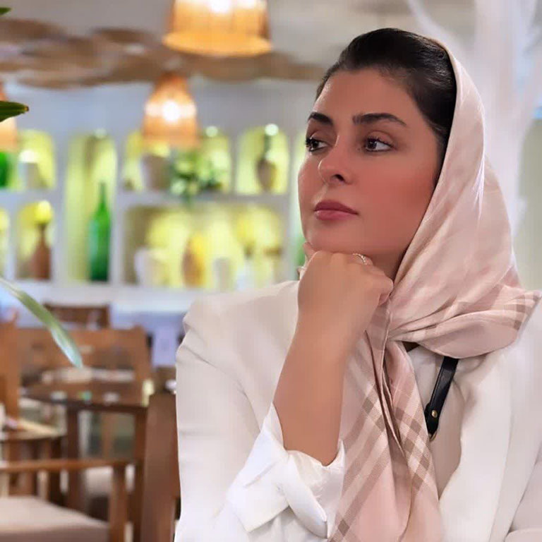 شیرین مقدم | پری رو